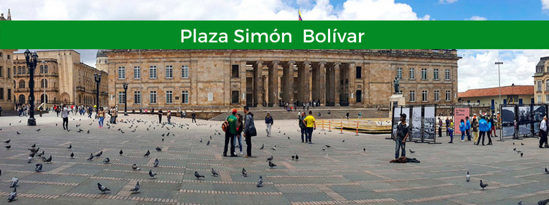 plaza simon bolivar